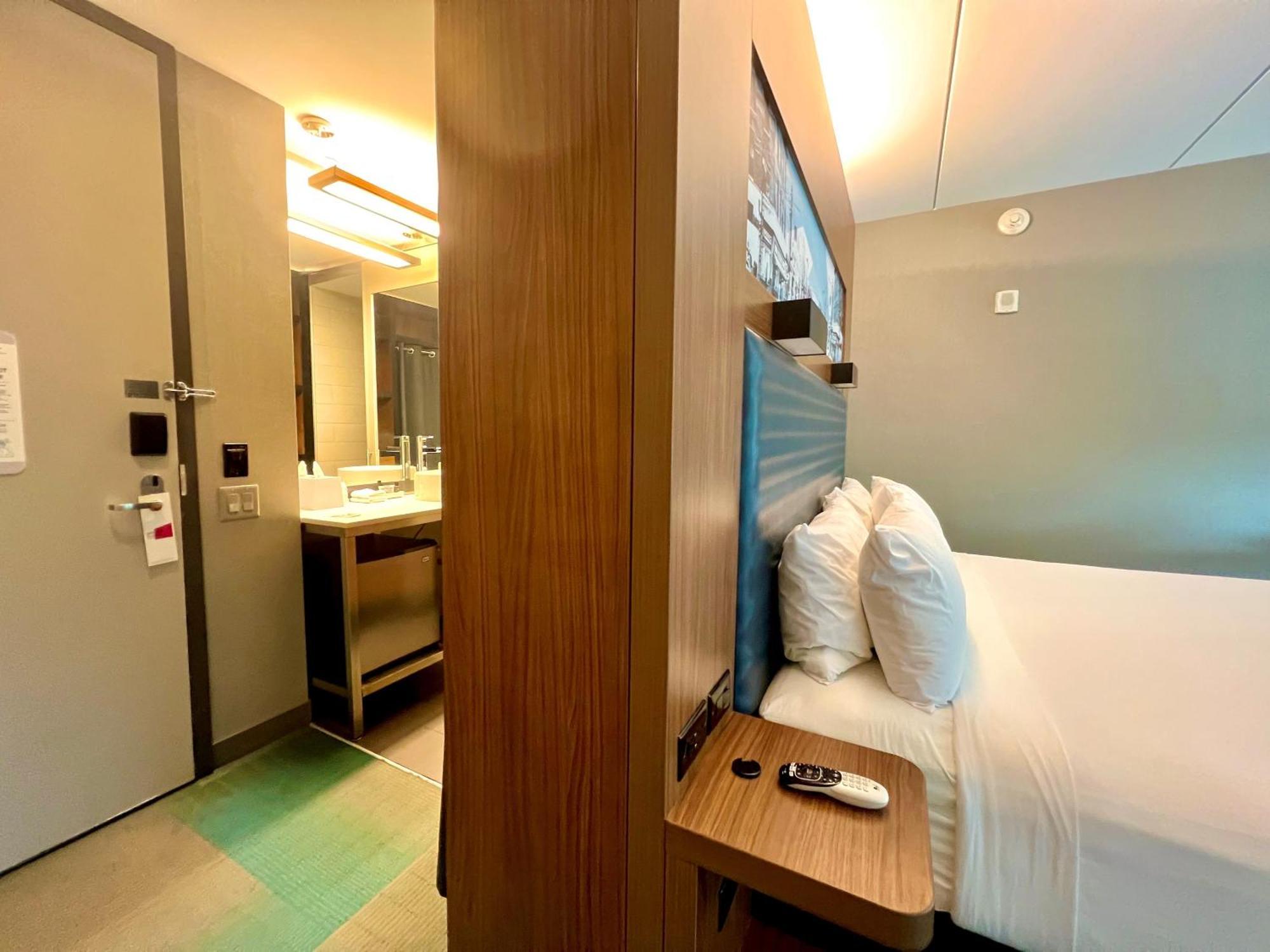 Aloft Raleigh Hotell Exteriör bild